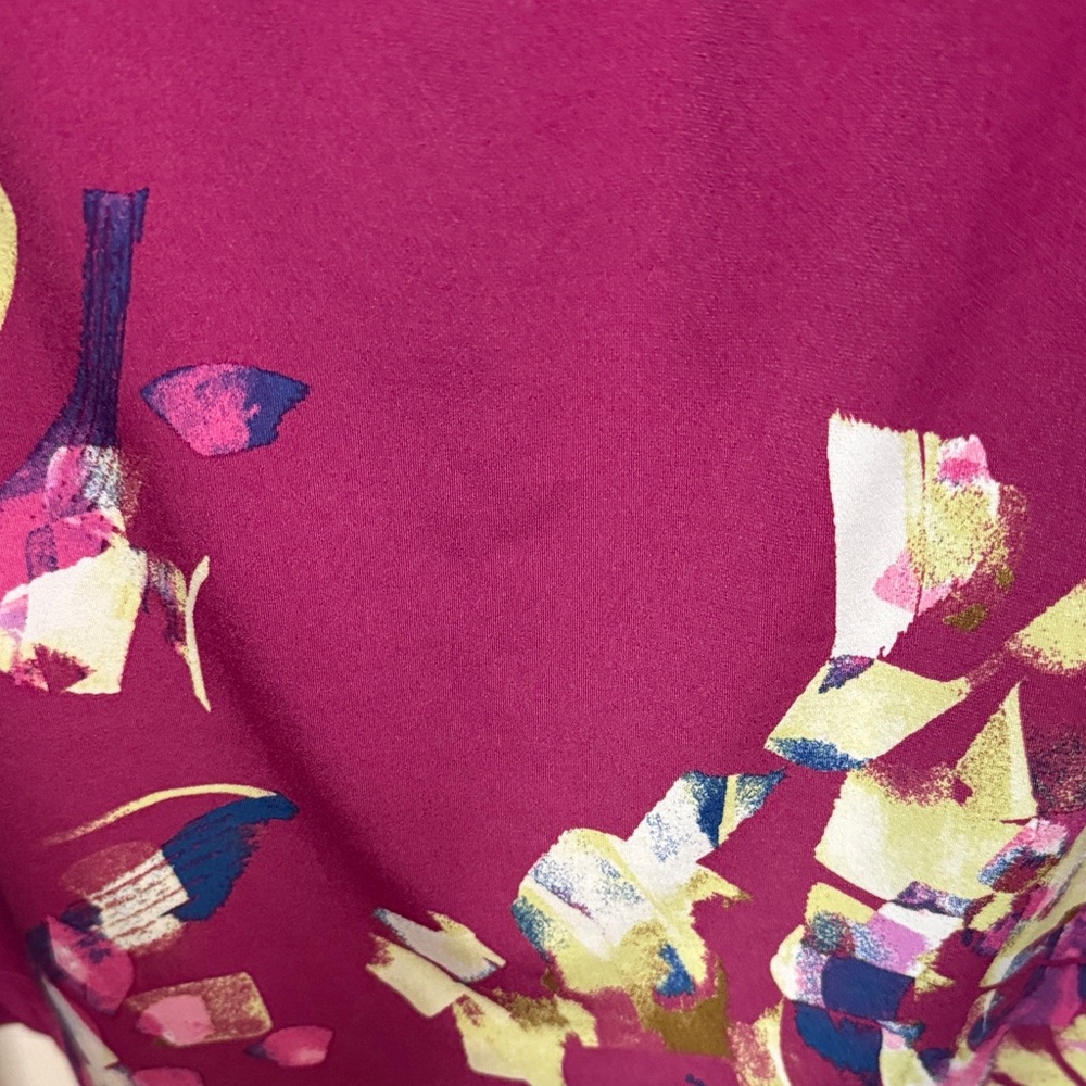 Chico's Fuchsia Floral Print Flutter-Sleeve Blouse Size 2 - Picture 3 of 6
